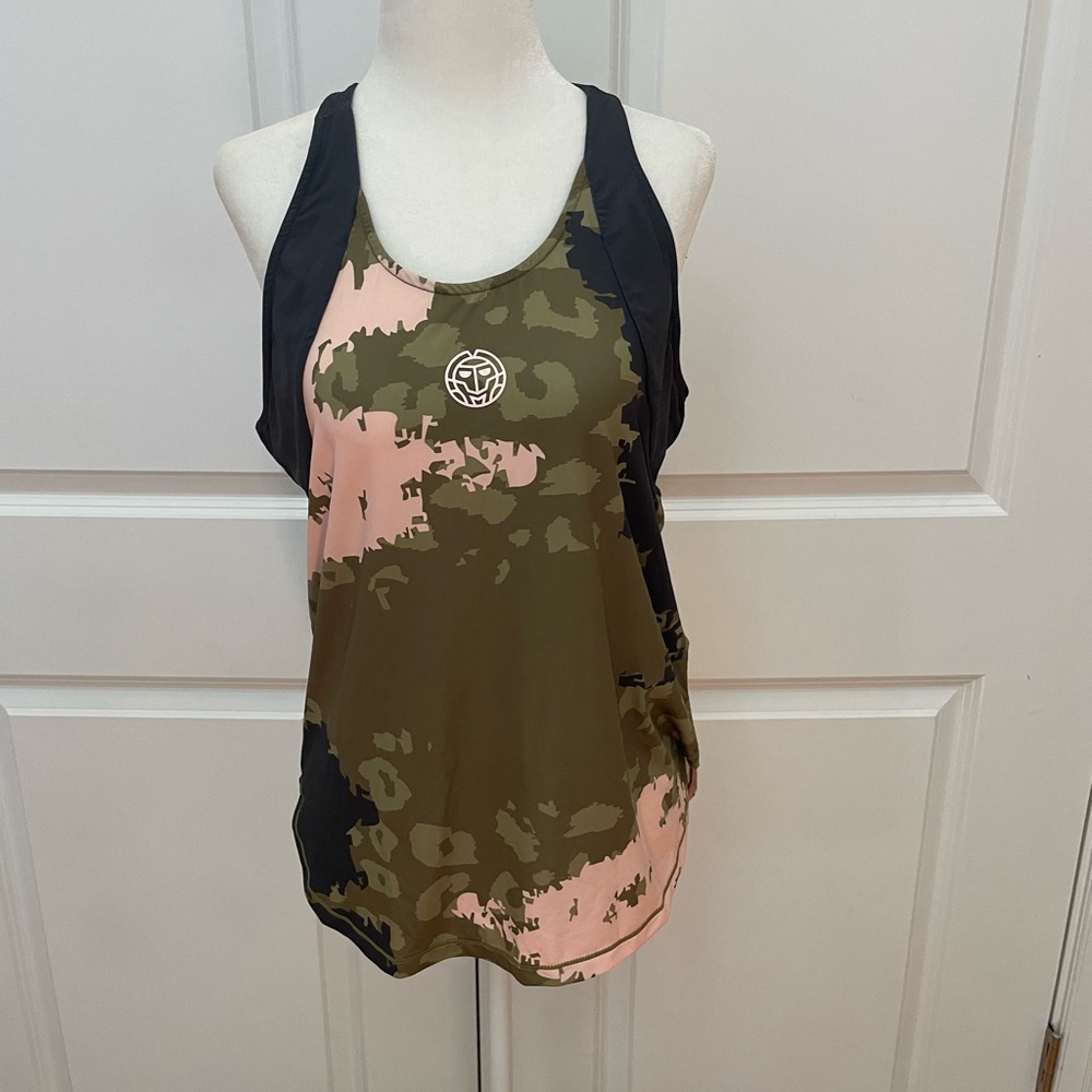 Pure Wild Tank Olive and Dark Grey from Bidi Badu